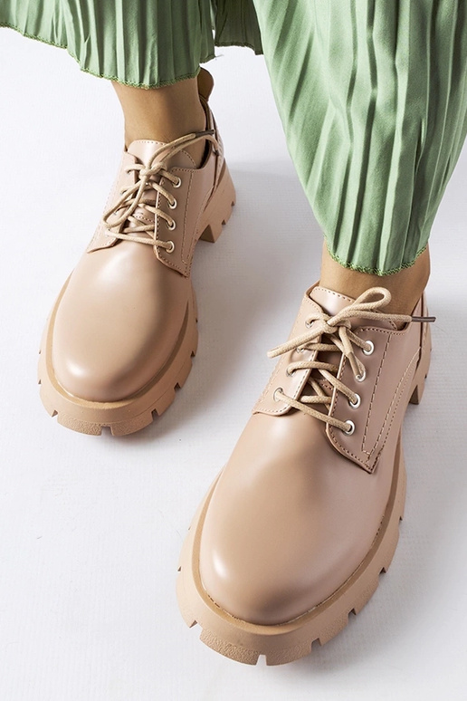 Bēšas Charleston apavi ar matētu apdari