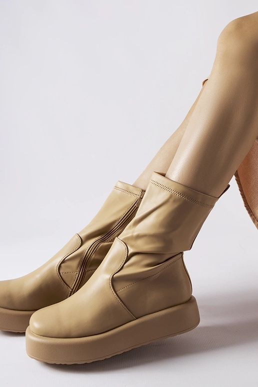 Bēši Shadid platformas puszābaki