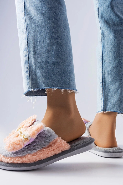 Pelēkas un rozā čības ar banti