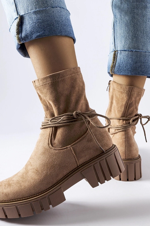 Bēši šņorzābaki Averardo