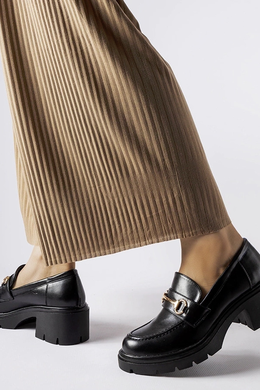 Fabrizio melnas augstpapēžu kurpes