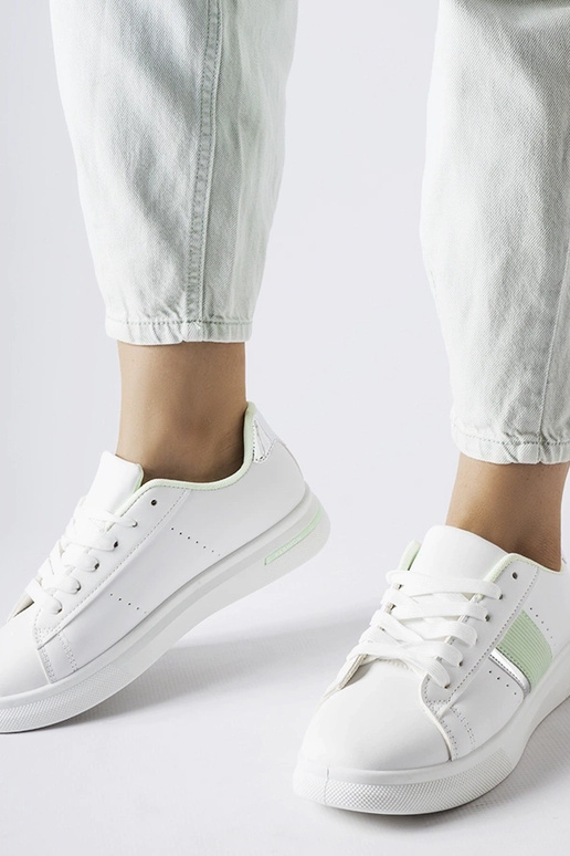 Baltas sporta apavi ar piparmētru...