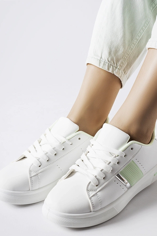 Baltas sporta apavi ar piparmētru...