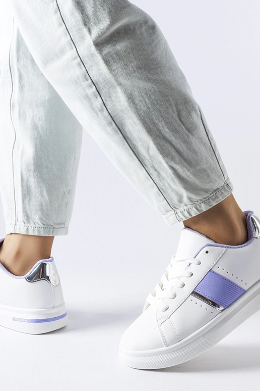 Marei balti sporta apavi ar violetu...