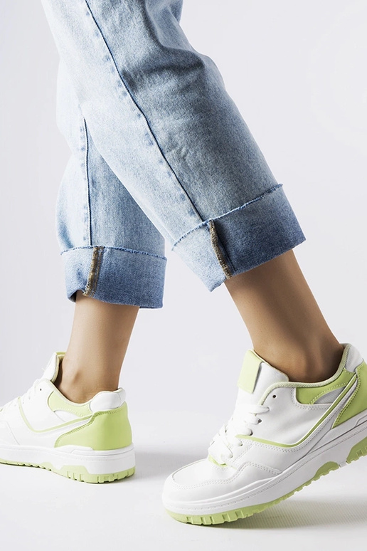 Barrette baltas un zaļas kedas