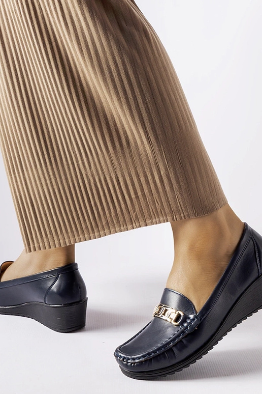 Tumši zili Lerino klaipi ar ķīļsprādzi