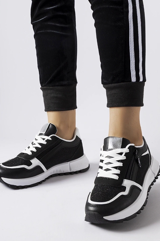 Melni dekorēti sporta apavi, „Camuzzoni"