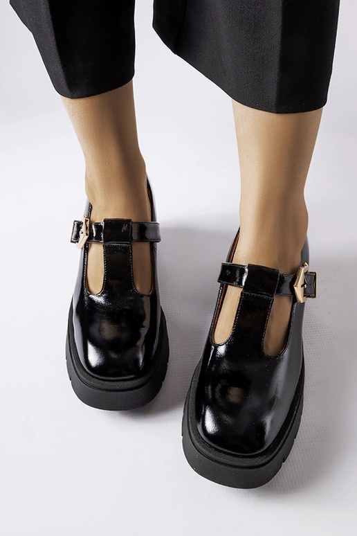 Melni lakoti puszābaki ar sprādzēm,...