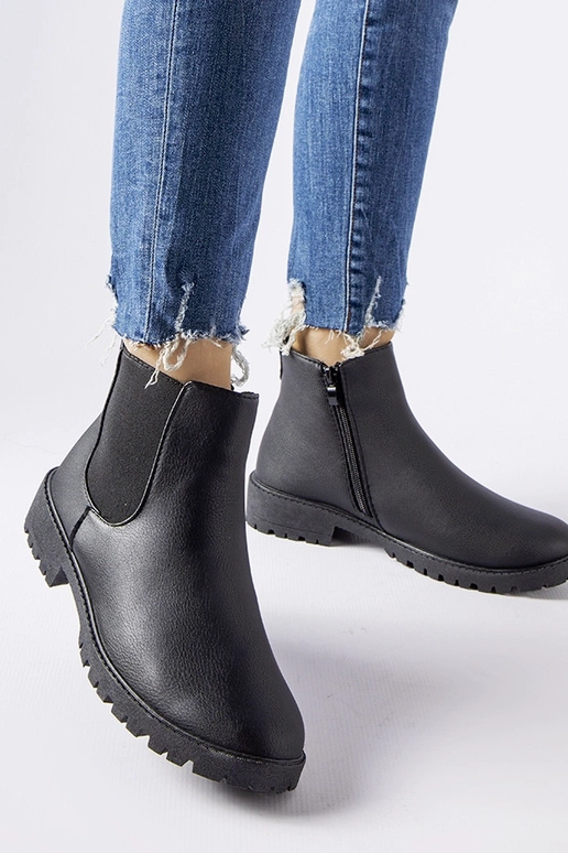 Melni klasiskie brīvā laika zābaki no...