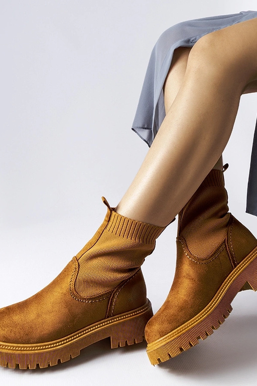 Brūni mākslīgā zamša zābaki Big Star...