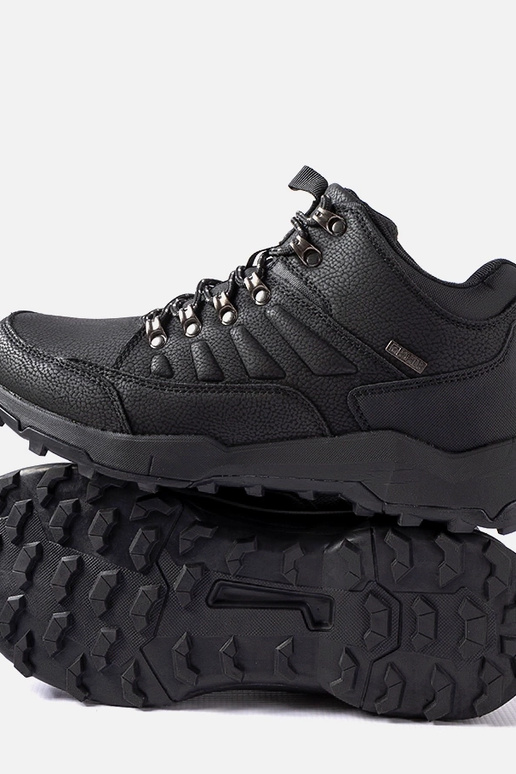 Melni izolēti Big Star zābaki...