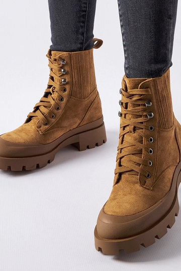 Brūni eko-zamšādas...