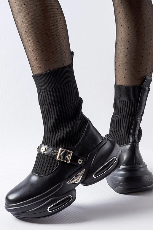 Ivana melni zeķu zābaki