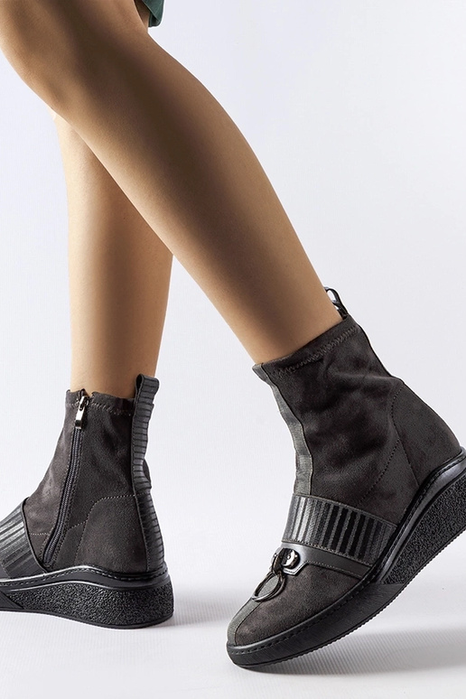 Pelēki zābaki-zeķes uz platformas,...