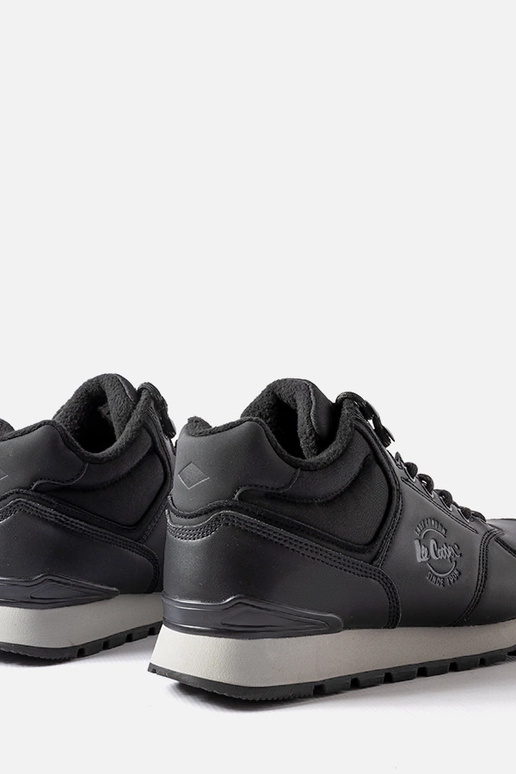 Melni siltie zābaki, „Lee Cooper...