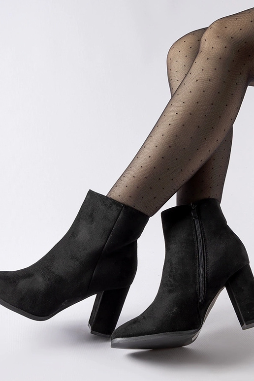 Melni Torricelli puszābaki ar papēdi