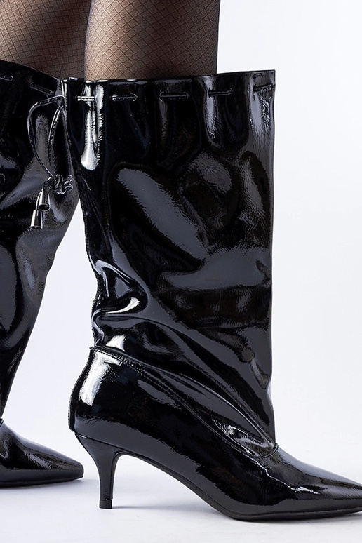 Melni zempapēžu zābaki Clinton