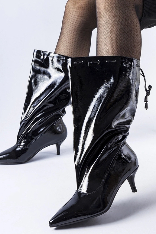 Melni zempapēžu zābaki Clinton