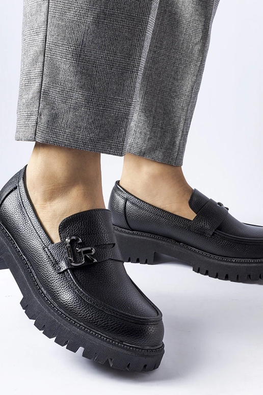 Melni klasiskie mokasīni ar sprādzi,...