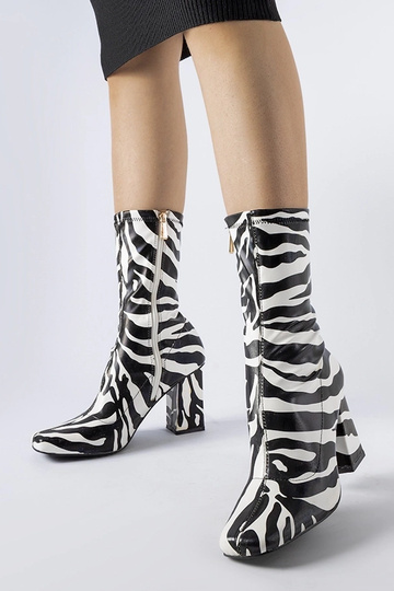 Augšzemju zebras puszābaki