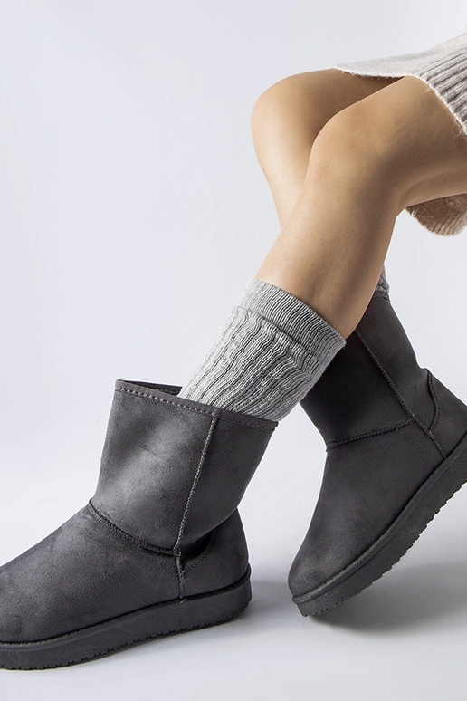 Pelēki izolēti klasiski Libero sniega...