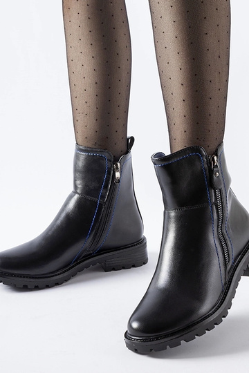 Melni zābaki ar dekoratīvu...