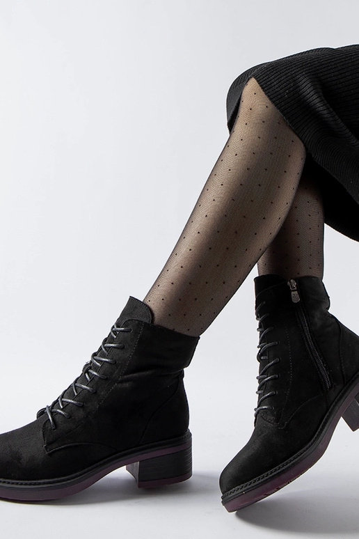 Melni klasiski puszābaki ar violetu...