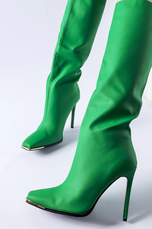 Zaļi augstpapēžu zābaki Conjunto Zaļi augstpapēžu zābaki Conjunto