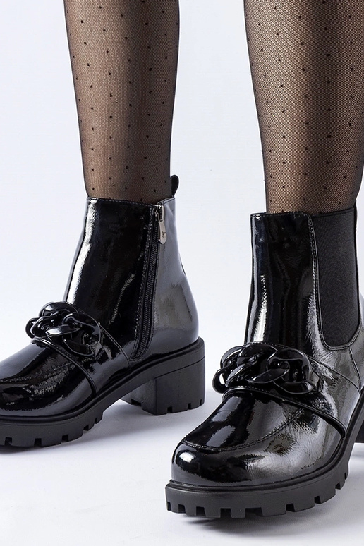 Melni lakādas izolēti zābaki ar...