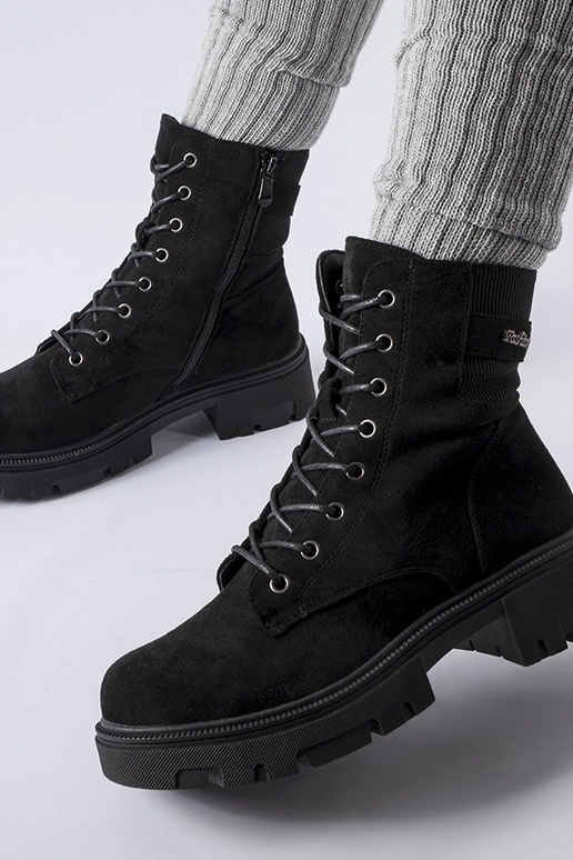 Melni maigi izolēti mākslīgā zamša...