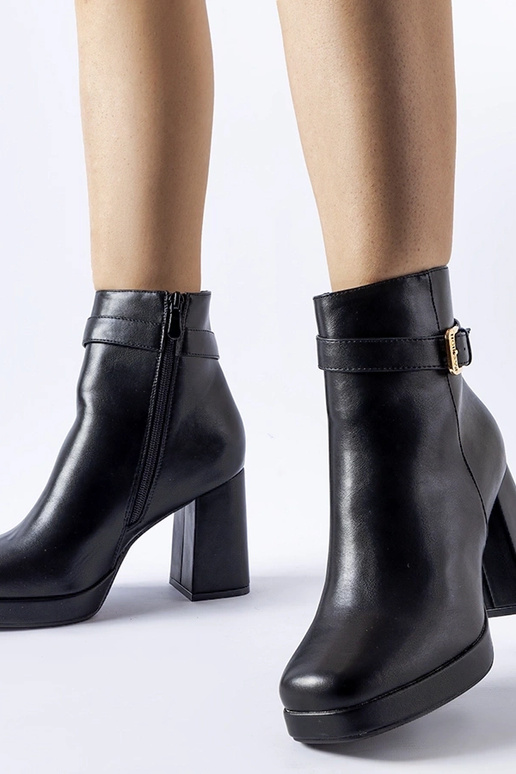 Rudens melni puszābaki, siltināti ar...