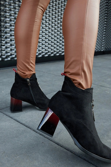 Melni lakādas puszābaki no Gianleone