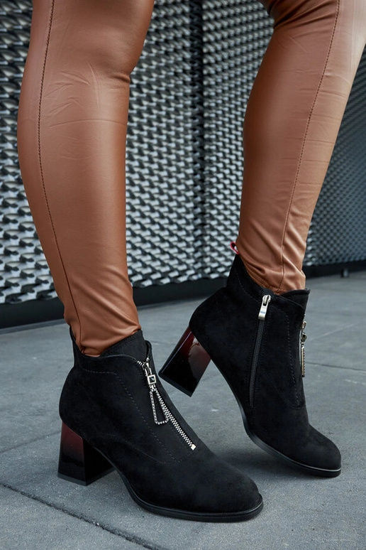 Melni lakādas puszābaki no Gianleone