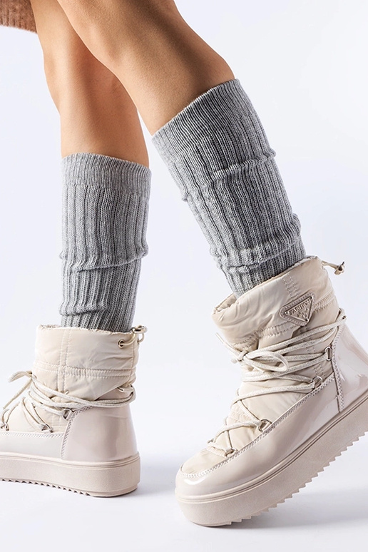 Bežīgas lakotas sniegavīras ar gumiju...