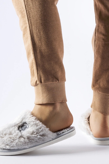 Pelēkas siltas čības ar... 2