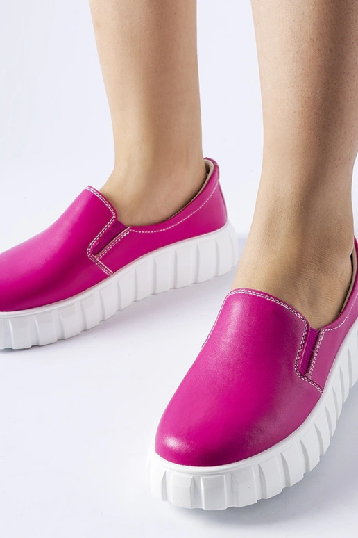 Rozā slīdējošie puszābaki Igreja Rozā slīdējošie puszābaki Igreja