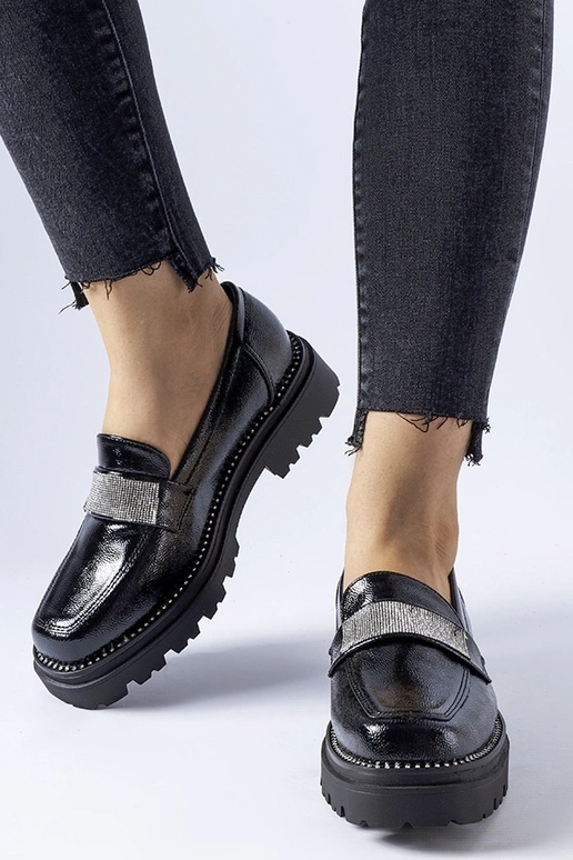 Fecteau melni lakādas loaferi