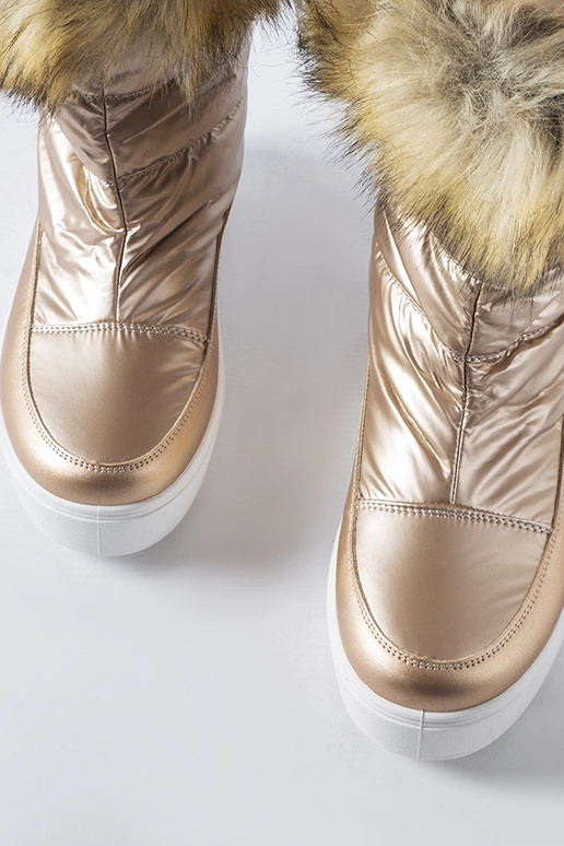 Metāliski sniega zābaki ar dekoratīvu...