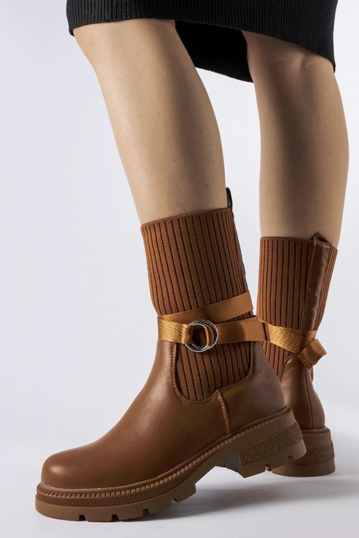 Brūni zeķu siltināti zābaki Picker