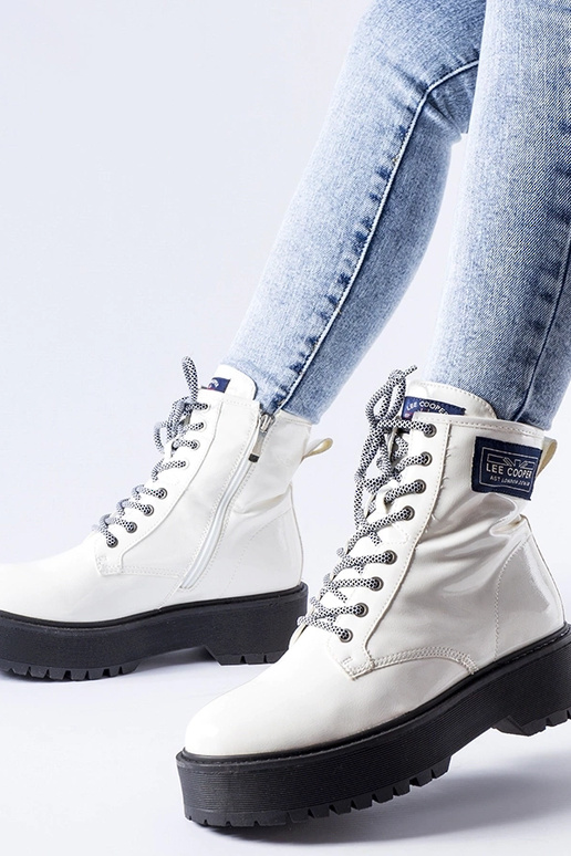 Lee Cooper LCJ-21-47-0666LB balta soma