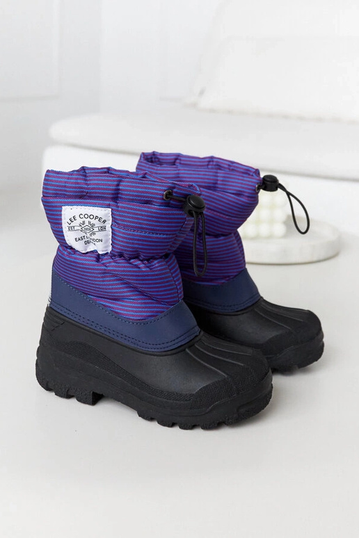 Lee Cooper LCJ-21-44-0526K izolēti...