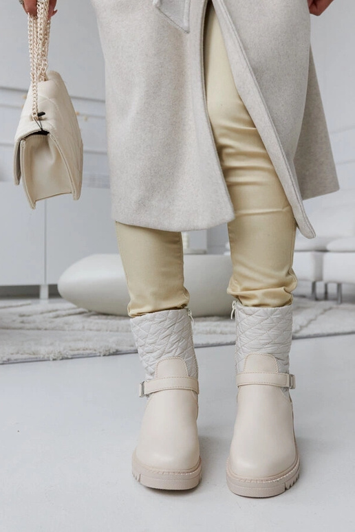 Bēši puszābaki ar dekoratīvu vatējumu...