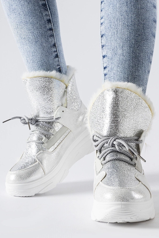 Baltas un sudraba izolētas Stringer...