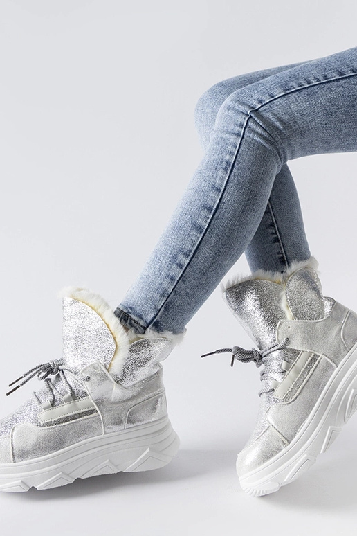 Baltas un sudraba izolētas Stringer...