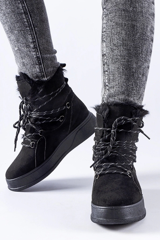 Melni Rancourt platformas sniega zābaki