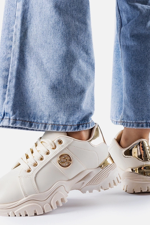 Bēšas kedas ar masīvu Arpaia zoli