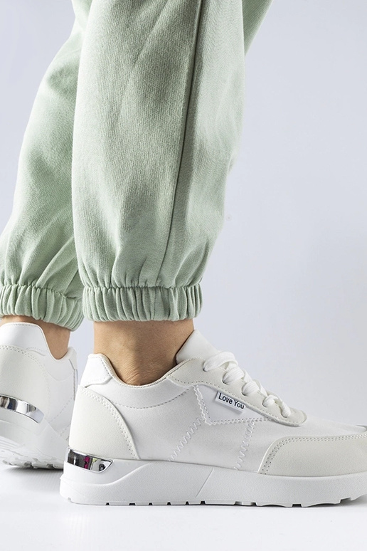 Geraldino balta auduma kedas