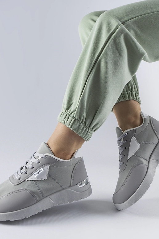 Geraldino pelēka auduma kedas