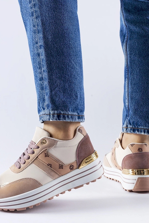 Rozā-bežīgas platformas kurpes... Rozā-bežīgas platformas kurpes...