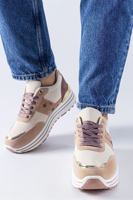 Rozā-bežīgas platformas kurpes... Rozā-bežīgas platformas kurpes...